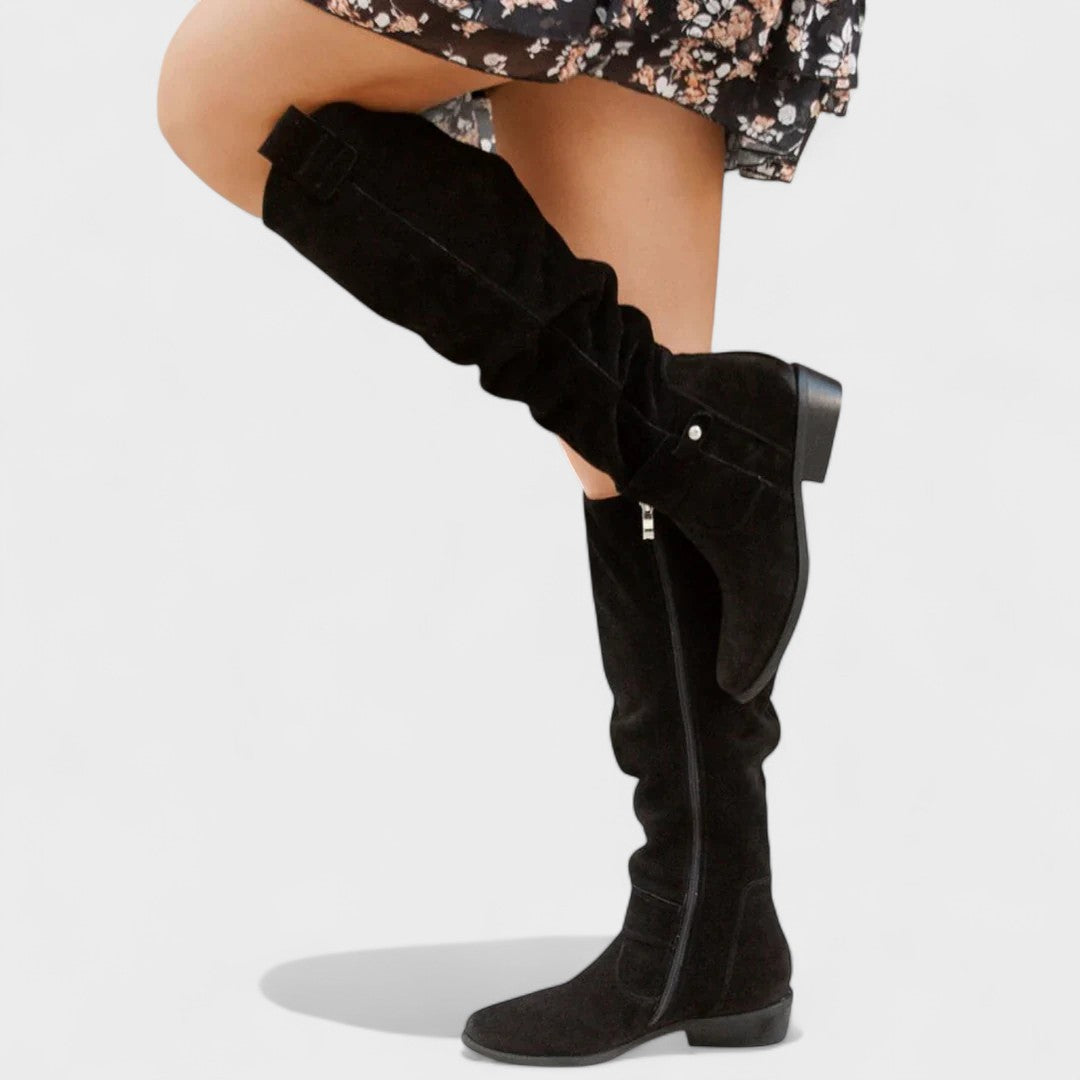 Austra - Aukštakulnių batai